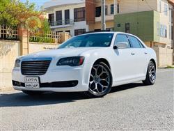 کرایسلەر 300